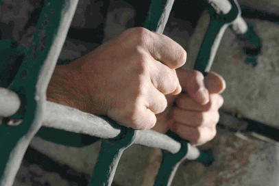 Judecat pentru omor deosebit de grav, după gratii
